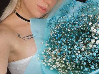 エロティックなビデオチャット -HappyEnd-