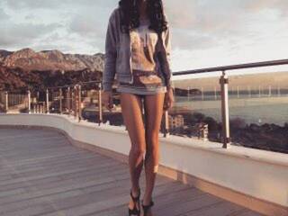 エロティックなビデオチャット -MILLI-