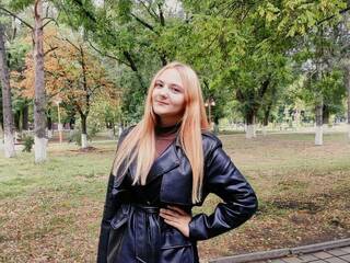 エロティックなビデオチャット -NIKtariN-