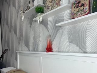 エロティックなビデオチャット -Tiki-Riki-