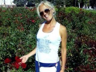 エロティックなビデオチャット 1sladkilove