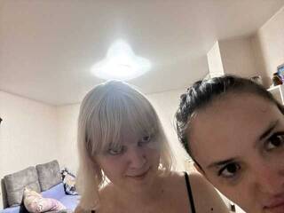 エロティックなビデオチャット 2Pizda