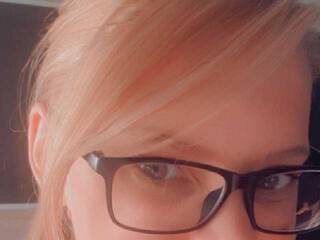 エロティックなビデオチャット 4lison