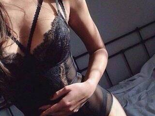 エロティックなビデオチャット 69NinaMoon