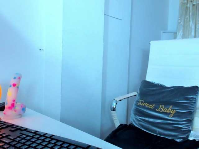 ブロードキャストスクリーンショット abby-deep