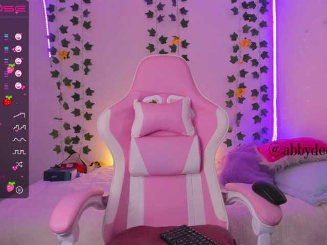 ブロードキャストスクリーンショット abby-deep