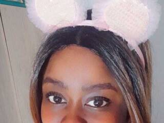 エロティックなビデオチャット Abedul