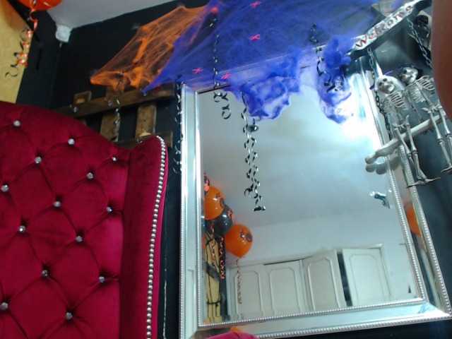 ブロードキャストスクリーンショット Abellaskins