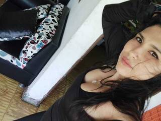 エロティックなビデオチャット abigailgomez