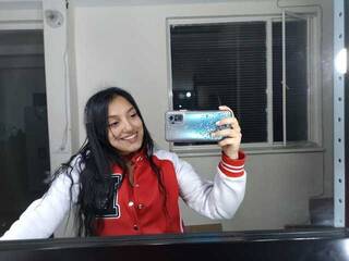 エロティックなビデオチャット AbrilGV