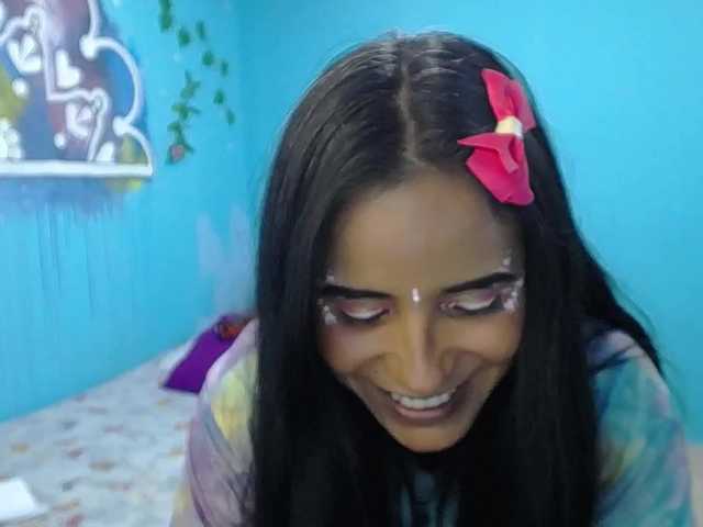 ブロードキャストスクリーンショット adarah-smith