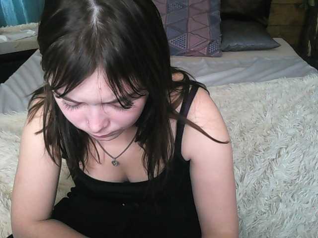 ブロードキャストスクリーンショット AdelineKel