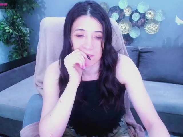 ブロードキャストスクリーンショット AdellinaBlack