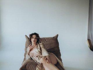 エロティックなビデオチャット AdelRay