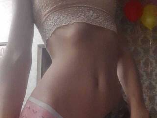 エロティックなビデオチャット admango