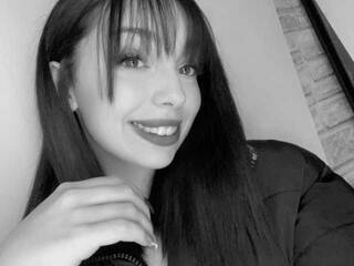 エロティックなビデオチャット Adriana-xx18