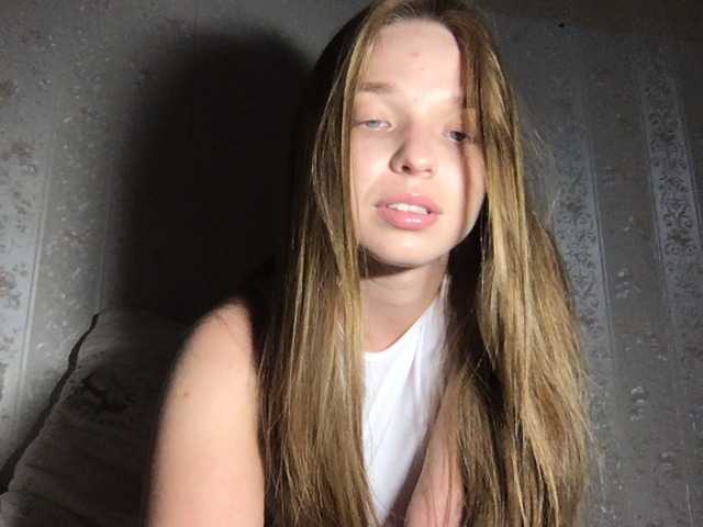 ブロードキャストスクリーンショット AdrianasDoll