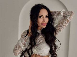 エロティックなビデオチャット AdriennBurzhe