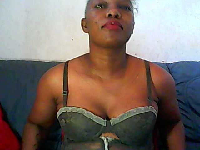 ブロードキャストスクリーンショット AfriGoddess