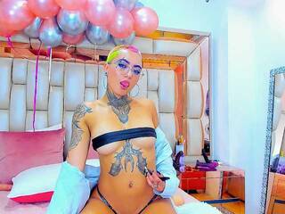 エロティックなビデオチャット AgataWild