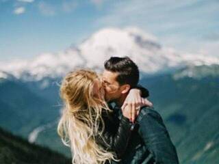 エロティックなビデオチャット 6HooliGans9