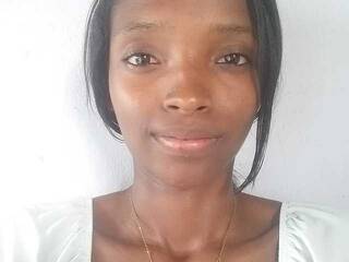 エロティックなビデオチャット AinaraTheilor