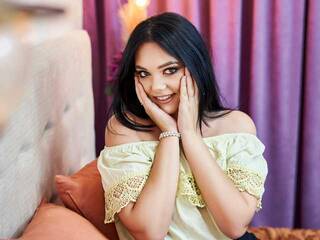 エロティックなビデオチャット AishaGrant