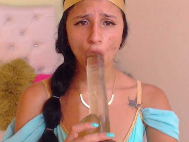 ブロードキャストスクリーンショット AlanaMiller