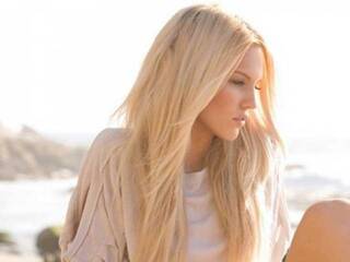 エロティックなビデオチャット AlanaNiks