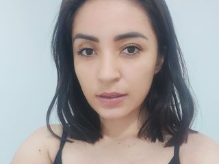 エロティックなビデオチャット alejalatinhot