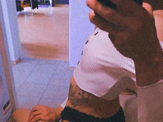 エロティックなビデオチャット AlexaBorzaya