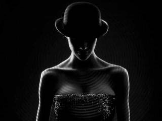 エロティックなビデオチャット Alialiak