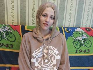 エロティックなビデオチャット Alice-Hoffman