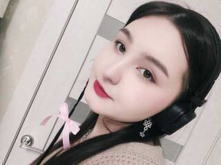 エロティックなビデオチャット AliceAngell