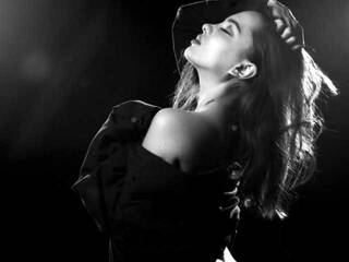 エロティックなビデオチャット AliceBlast