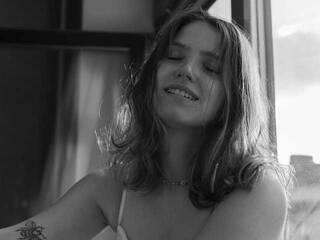 エロティックなビデオチャット AliceKittie