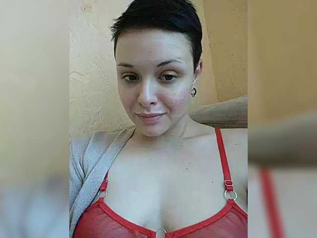 ブロードキャストスクリーンショット Katy_Manson