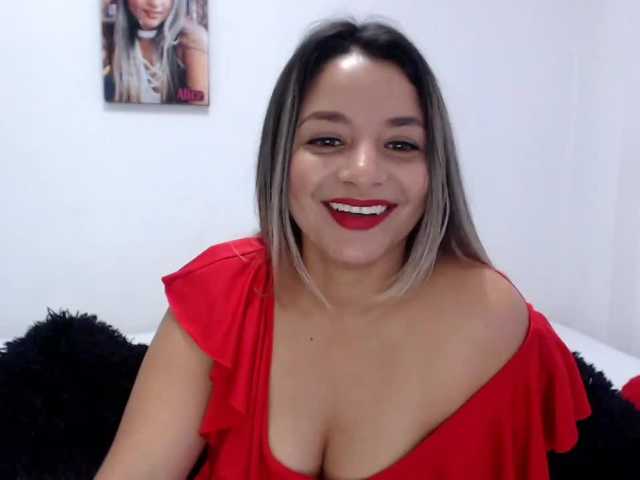 写真 alicequeenx hello guys welcome to my room im new model in here help me complette my goal and enjow the show #latina#curvy#hot#blonde#pvt#dildo#cum#squirt#pvt