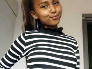 エロティックなビデオチャット Aliciakittie