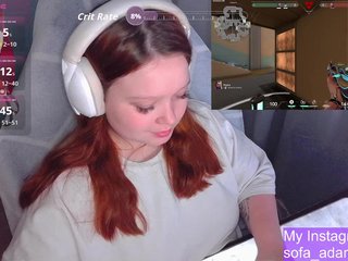 エロティックなビデオチャット AlinaAdams