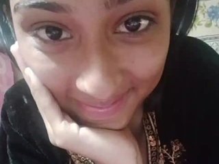 エロティックなビデオチャット AlinaPopy