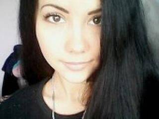 エロティックなビデオチャット alinushka90