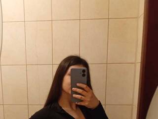 エロティックなビデオチャット Alisa2348