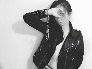 エロティックなビデオチャット AlisiaShtorm