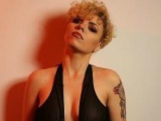 エロティックなビデオチャット alissa4u