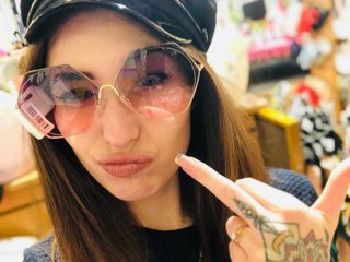 プロフィールの写真 FUCK_LOVE