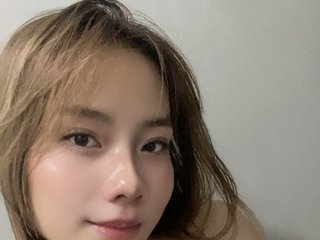 エロティックなビデオチャット Alliyah69