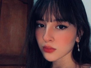 エロティックなビデオチャット alynmiller