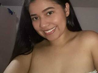 エロティックなビデオチャット alysweet