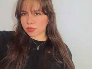 エロティックなビデオチャット AmazonianGirl
